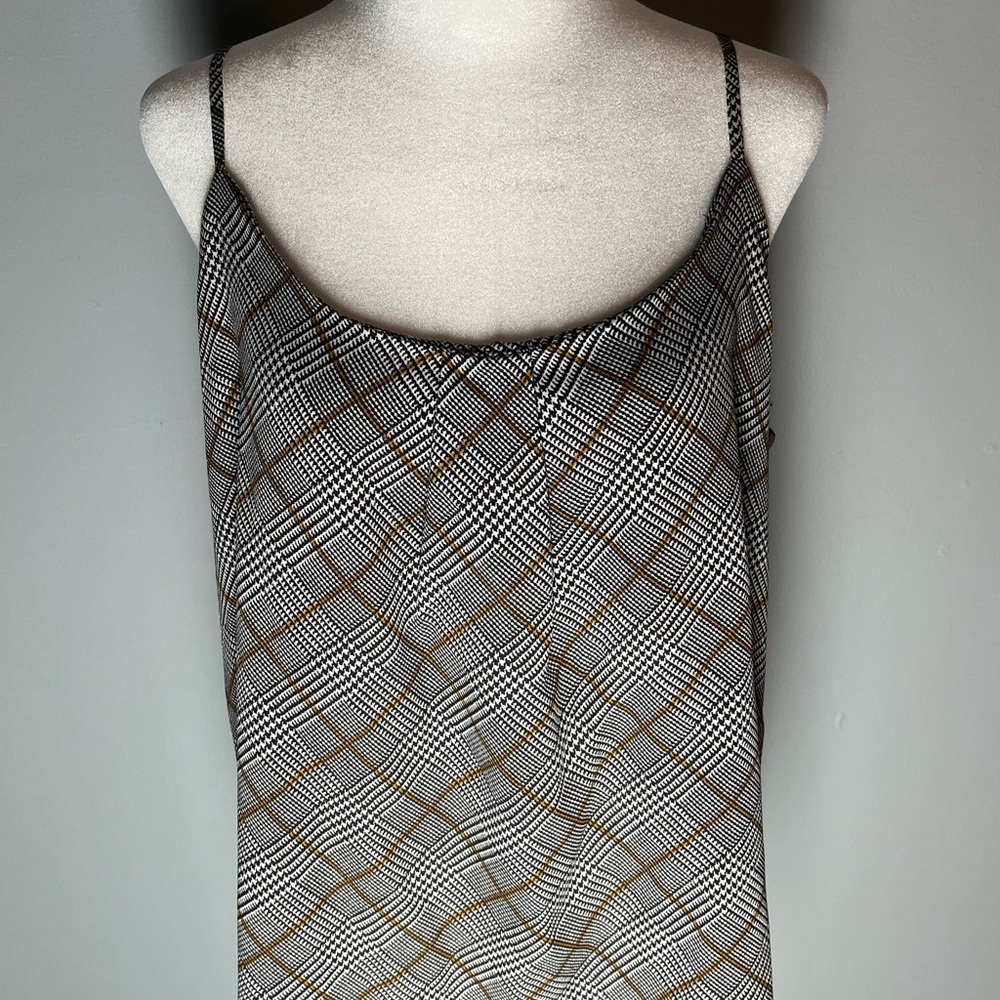 The Limited tank top - Size: Large - Brand new without tags